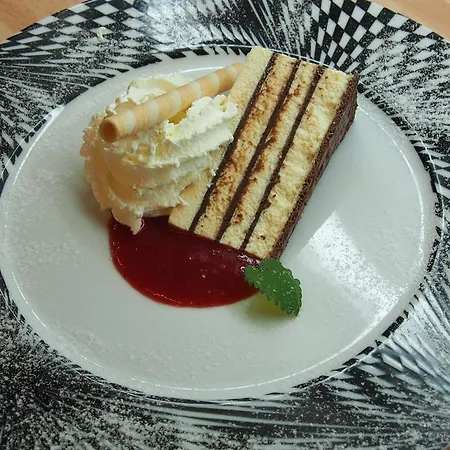 Restaurant Lr6 2*